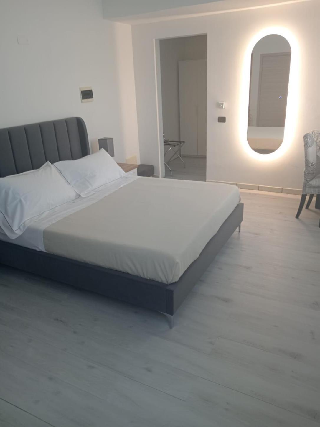 Hotel Baiardo Romagnano Sesia Eksteriør bilde